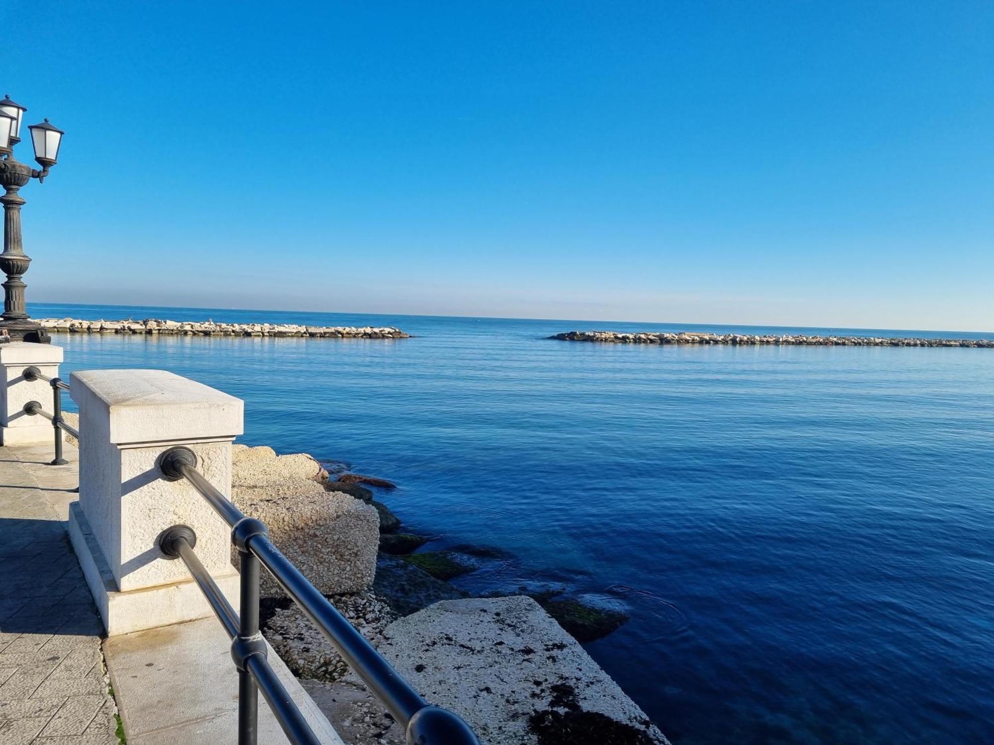 Locazione Turistica Adriatico Hotel Bari Exterior photo